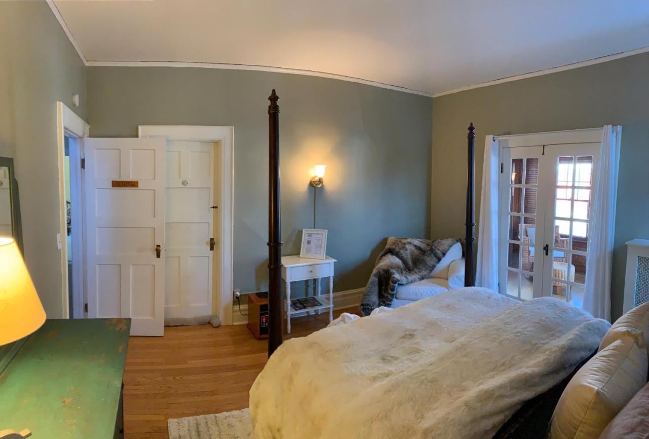 Franklin Manor Bed And Breakfast Saranac Lake Bagian luar foto