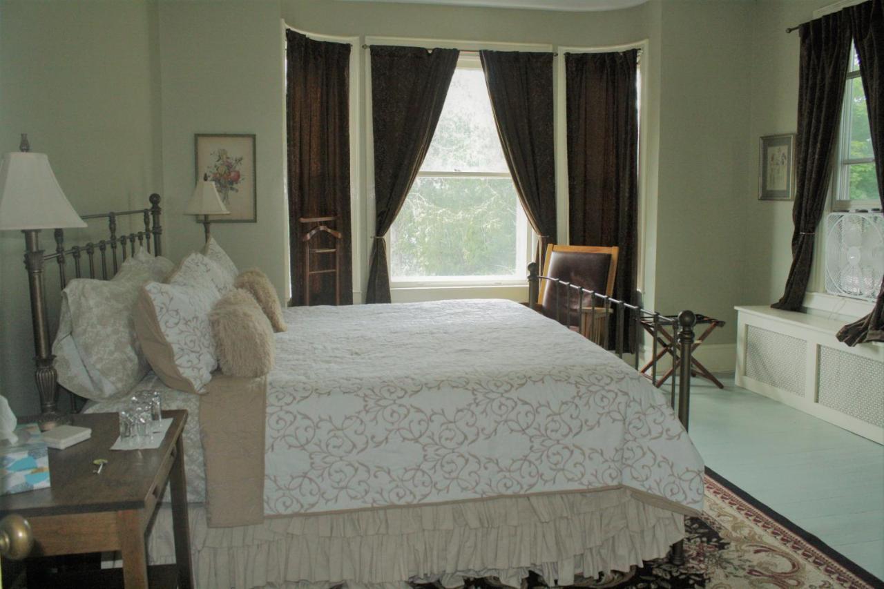 Franklin Manor Bed And Breakfast Saranac Lake Bagian luar foto