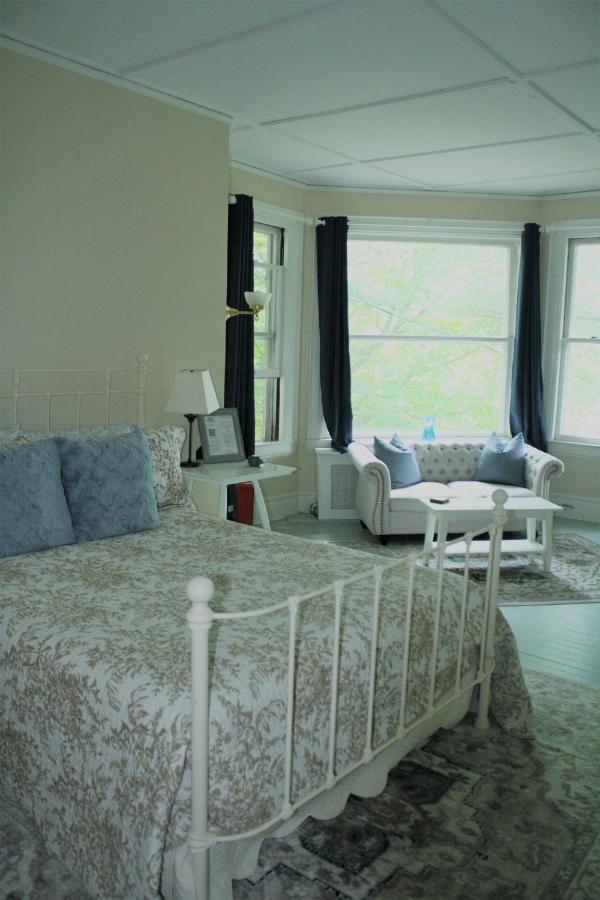 Franklin Manor Bed And Breakfast Saranac Lake Bagian luar foto