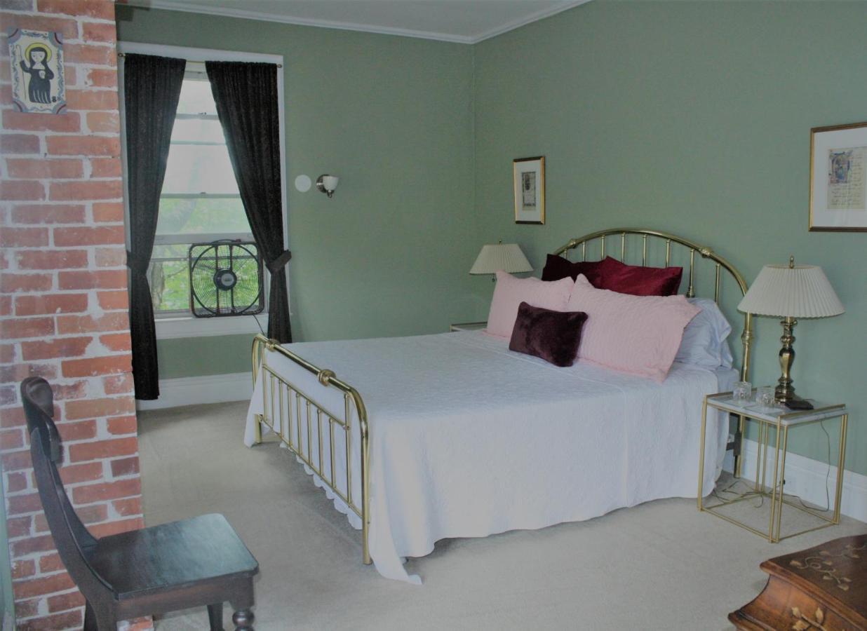 Franklin Manor Bed And Breakfast Saranac Lake Bagian luar foto